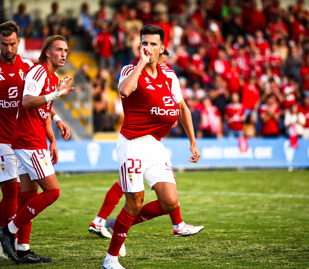 La victoria del Real Murcia frente al Alcoyano, en imágenes