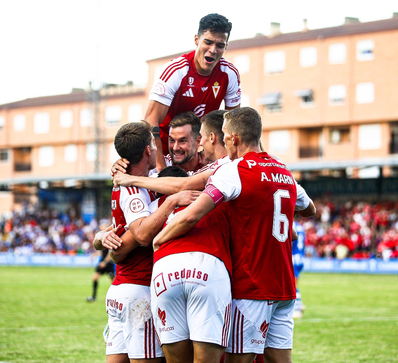 La victoria del Real Murcia frente al Alcoyano, en imágenes