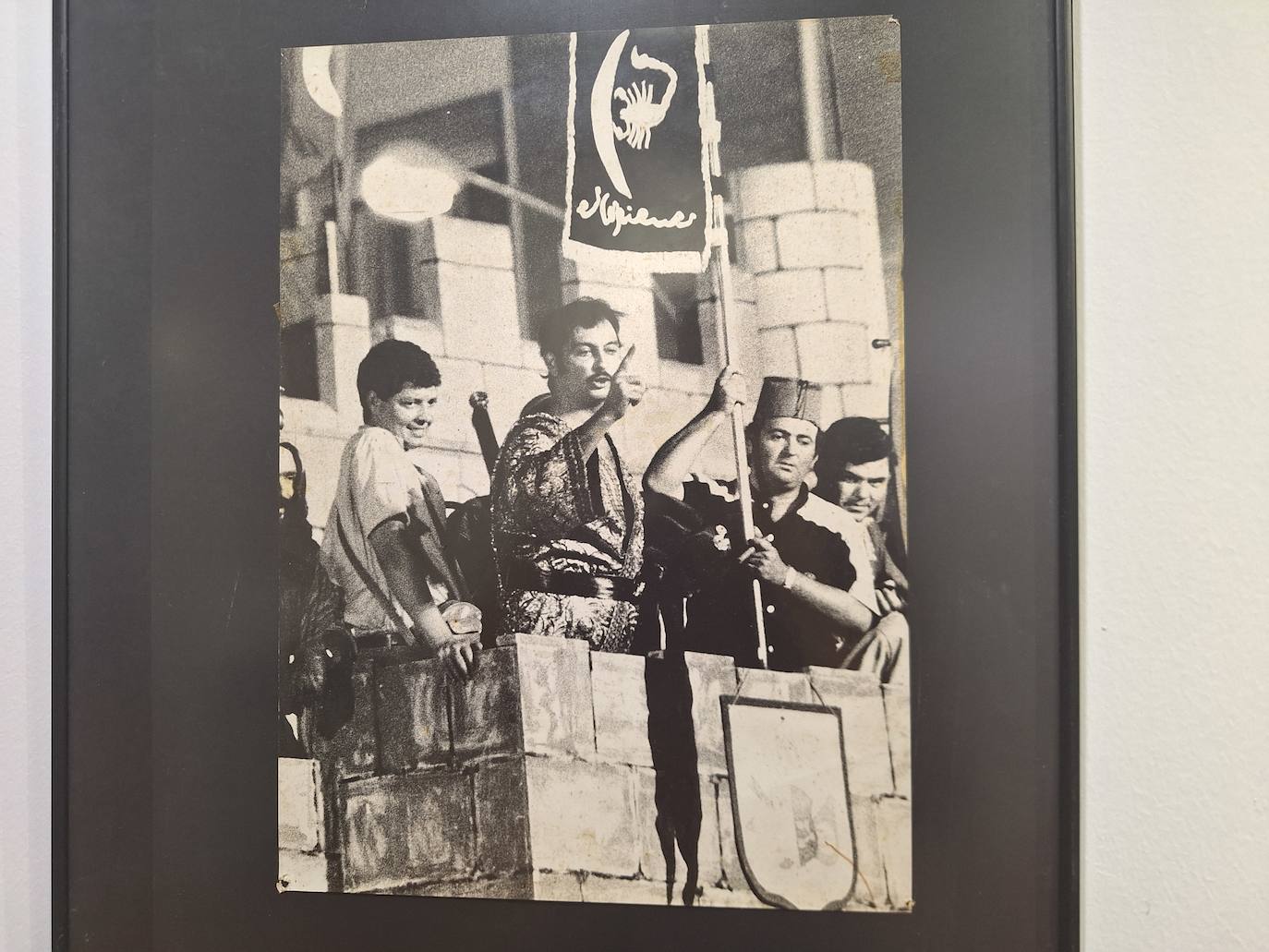Las imágenes de la exposición de los 50 años de Moros y Cristianos en Orihuela