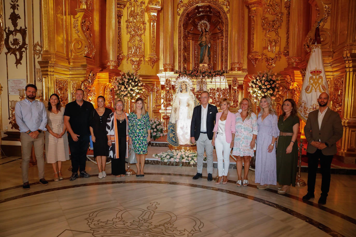 El besamanos a la Virgen de la Amargura de Lorca, en imágenes