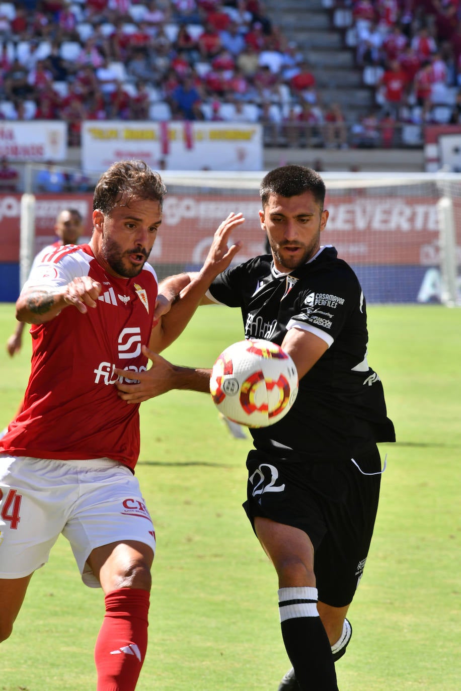 La victoria del Real Murcia contra el Mérida, en imágenes