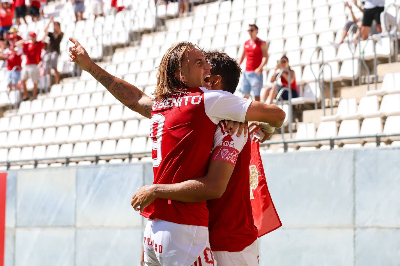 La victoria del Real Murcia contra el Mérida, en imágenes