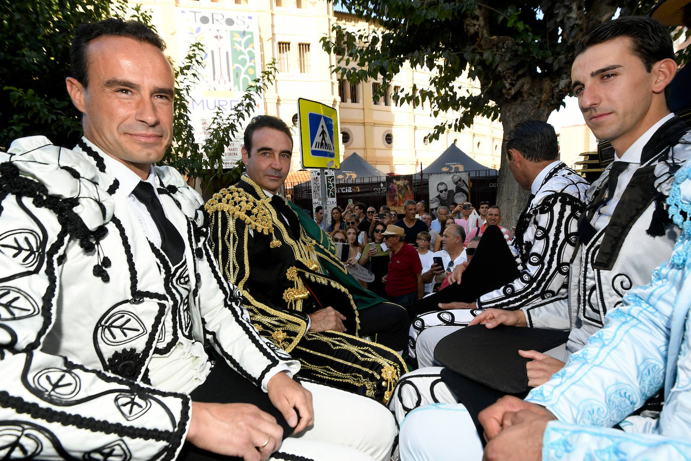 Una goyesca con grandes invitados