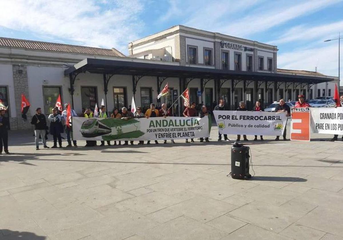 Manifestación en defensa del tren en la provincia de Granada, en una imagen de archivo.