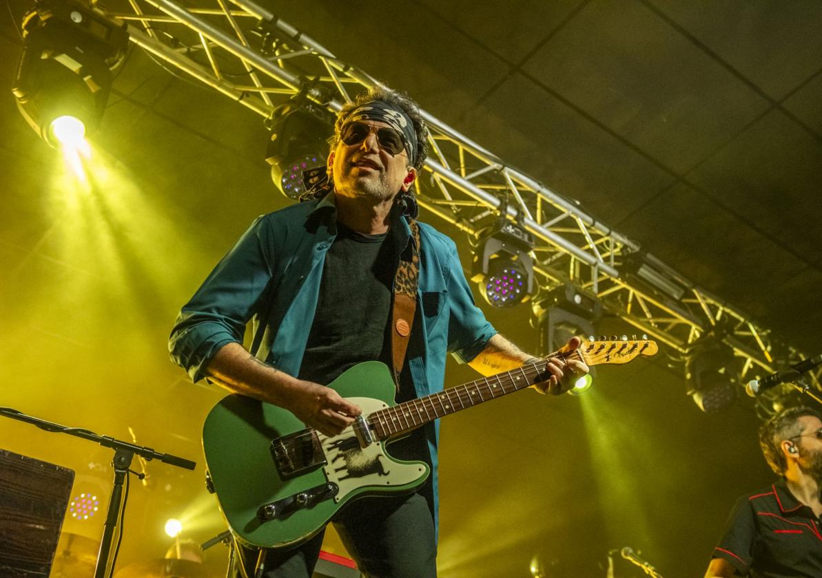 El concierto de Andrés Calamaro en Murcia, en imágenes