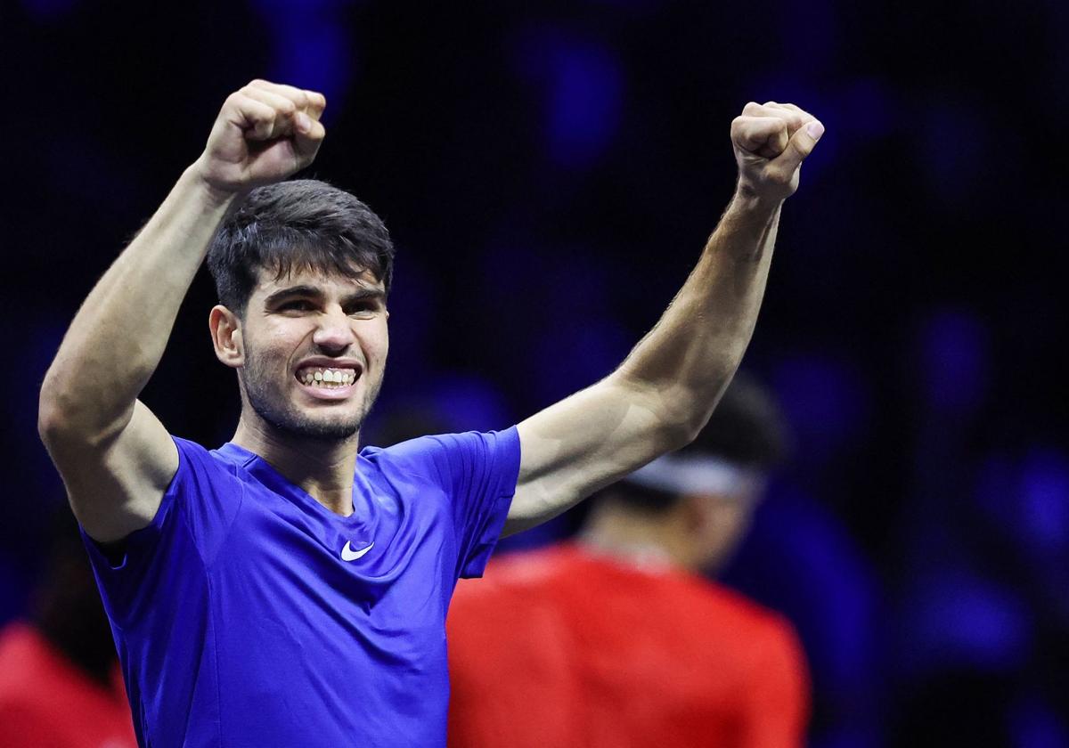 Carlos Alcaraz celebra su victoria ante Ben Shelton.