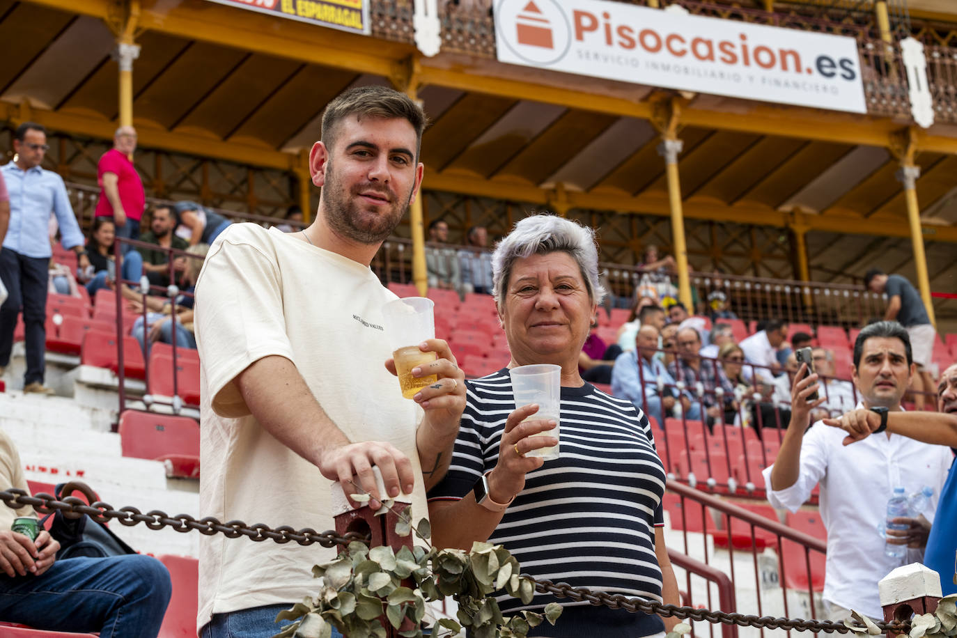 La cuarta corrida de toros de la Feria de Murcia, en imágenes