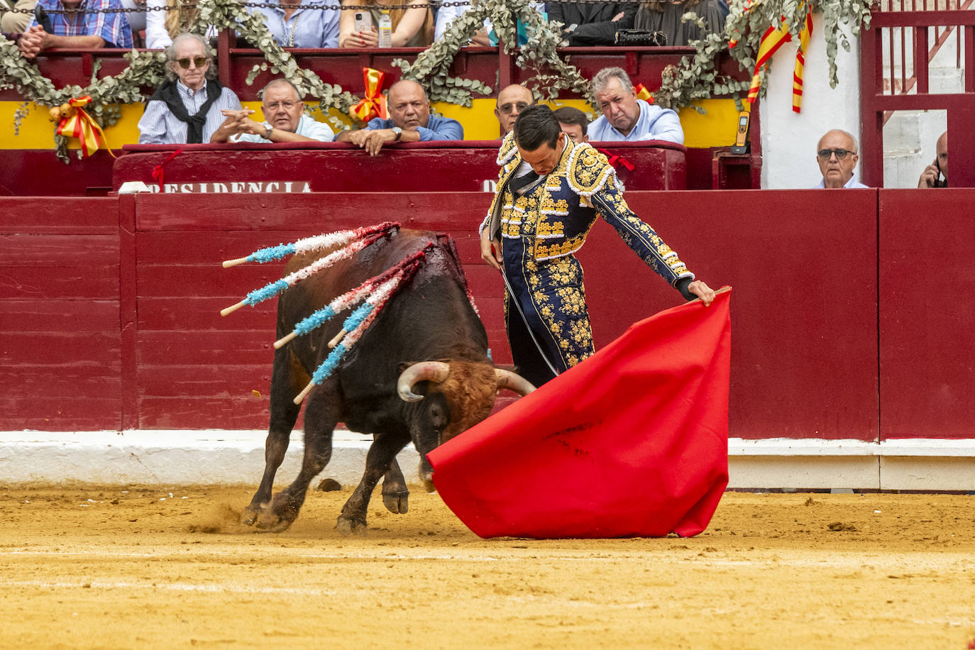 La cuarta corrida de toros de la Feria de Murcia, en imágenes