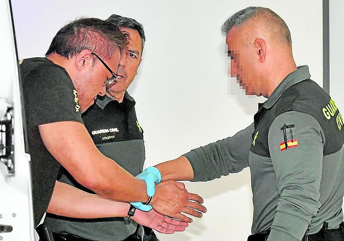 Traslado de Ong Mitchell al juzgado de Cieza, en abril.