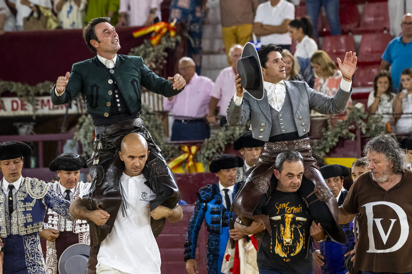 Las imágenes de la corrida de rejones en Murcia