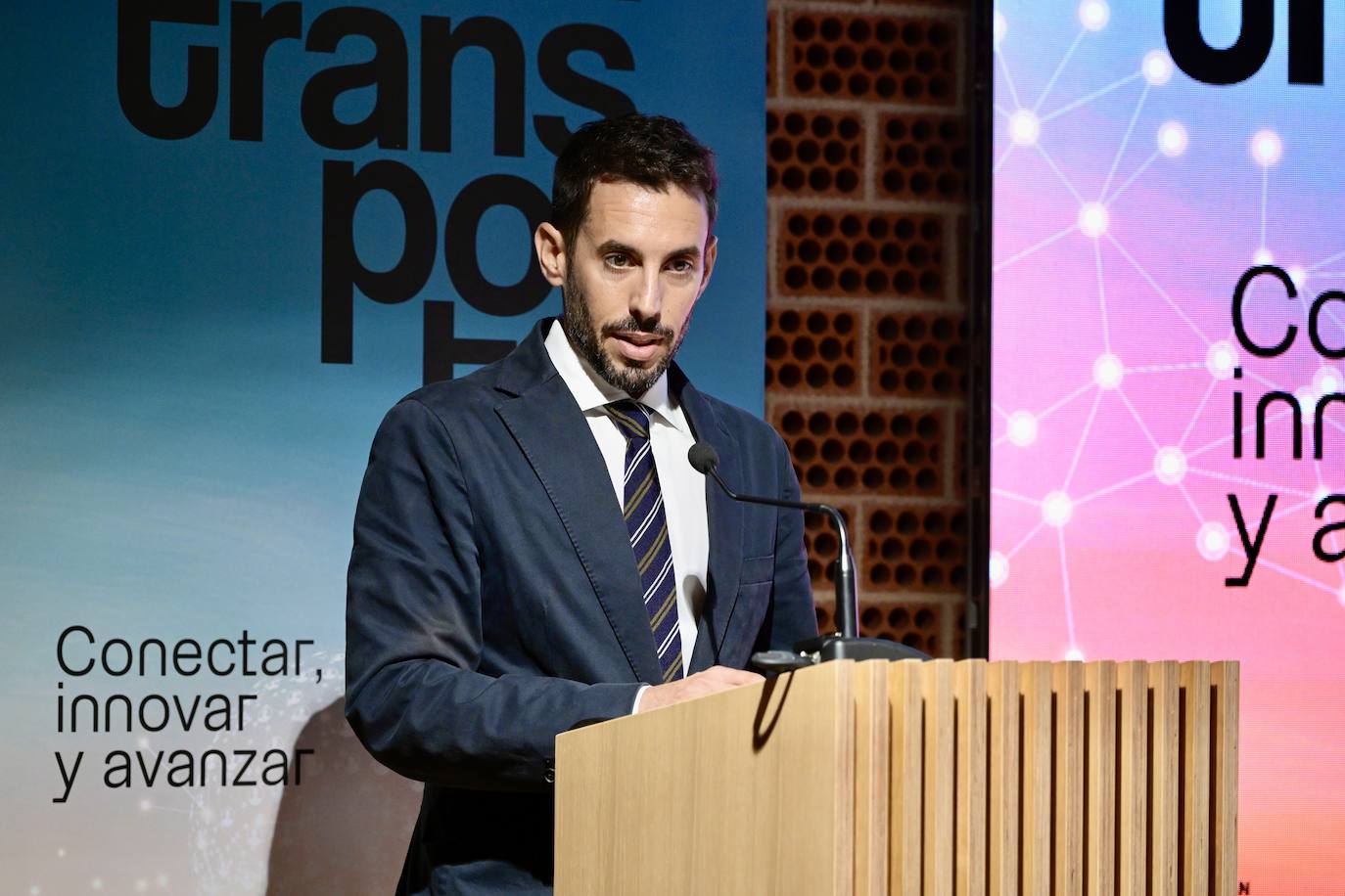 La VII Jornada del Transporte de la Región de Murcia, en imágenes