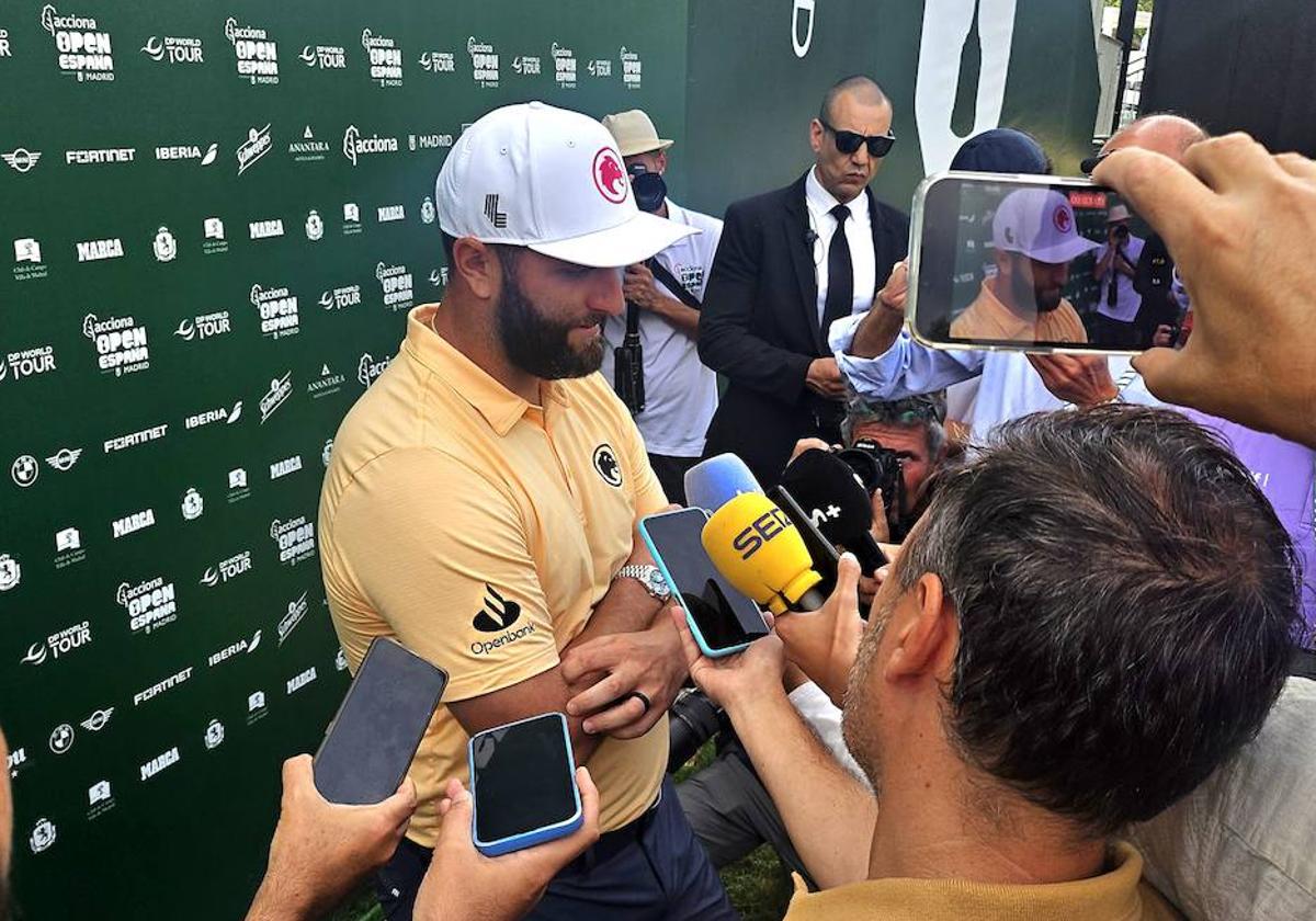 Jon Rahm en la rueda de prensa improvisada en la tarde del miércoles.