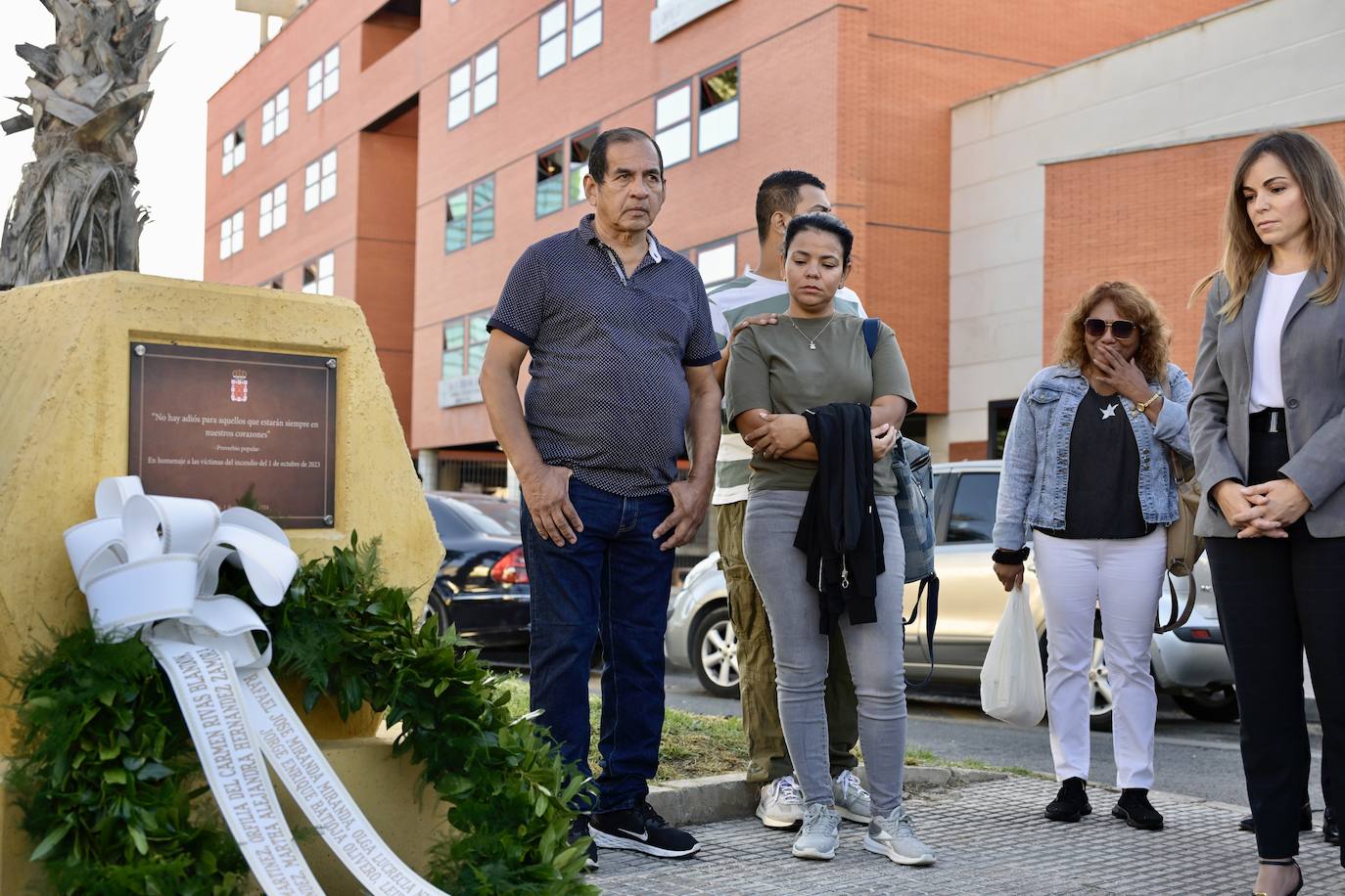 Homenaje a las víctimas de la tragedia de Atalayas, en imágenes