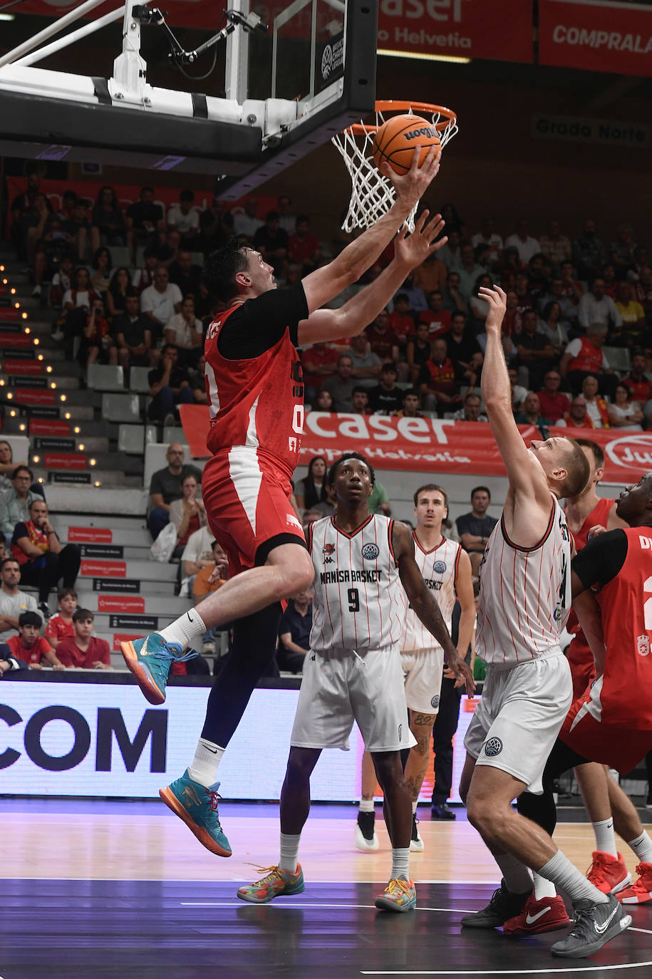 Las imágenes del UCAM Murcia-Manisa Basket (97-103)