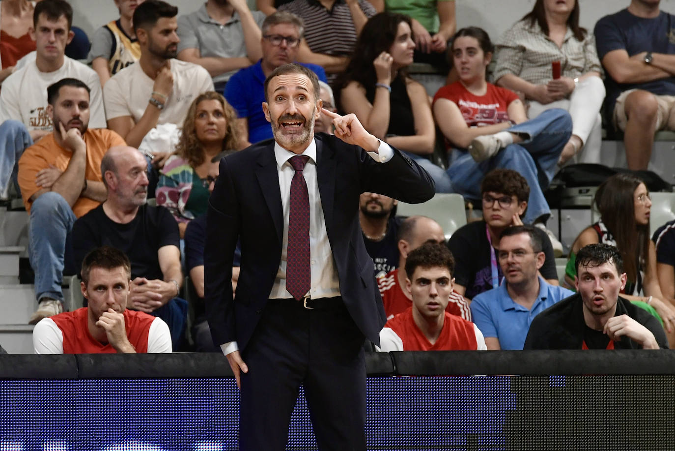 Las imágenes del UCAM Murcia-Manisa Basket (97-103)