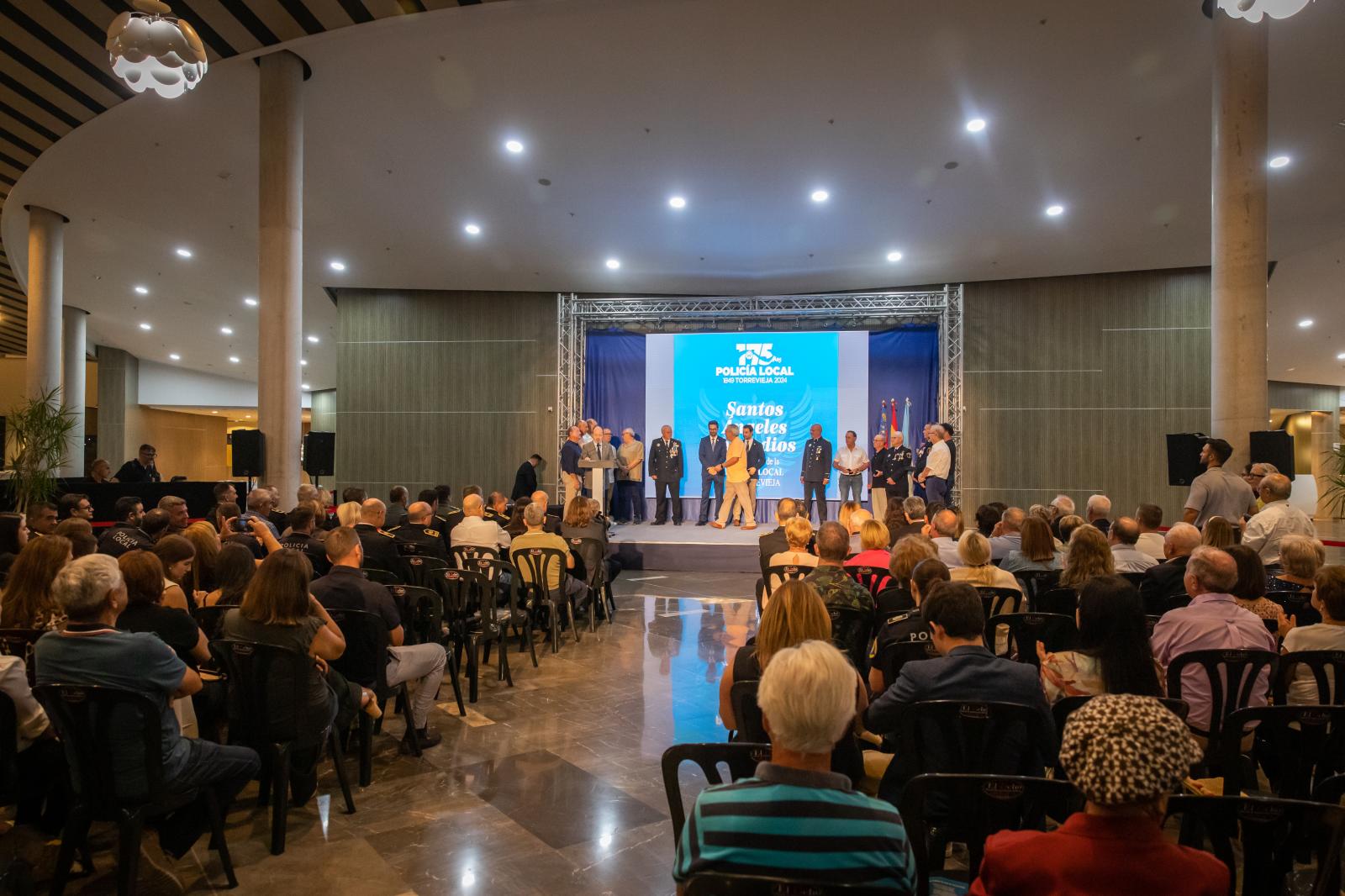 Las imágenes de la celebración del patrón de la Policía Local de Torrevieja