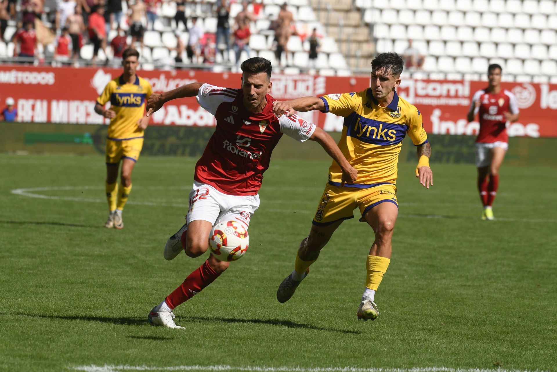 Las imágenes del partido entre el Real Murcia y el Alcorcón