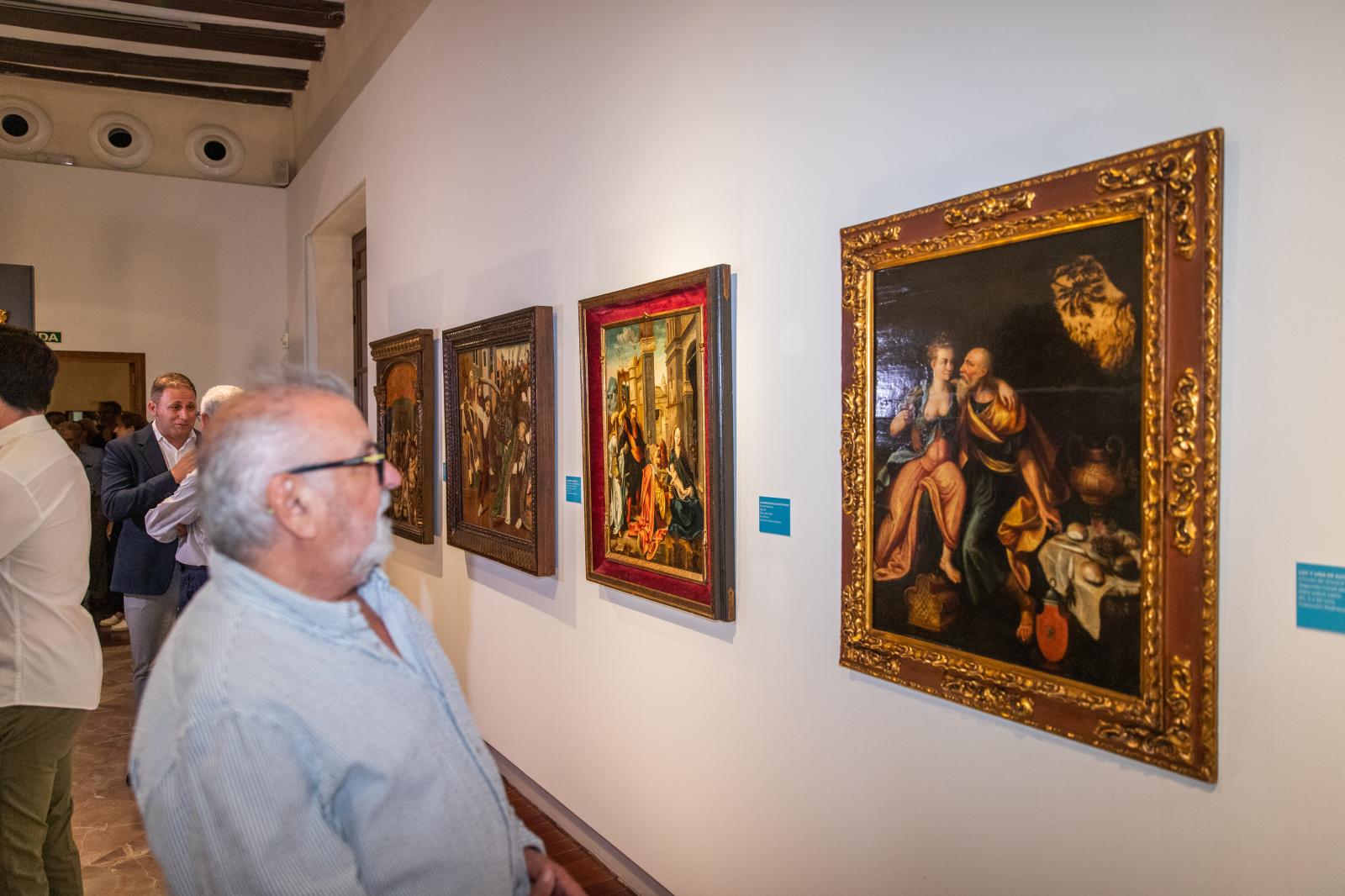 La exposición de la Fundación Pedrera en el Museo de Arte Sacro de Orihuela