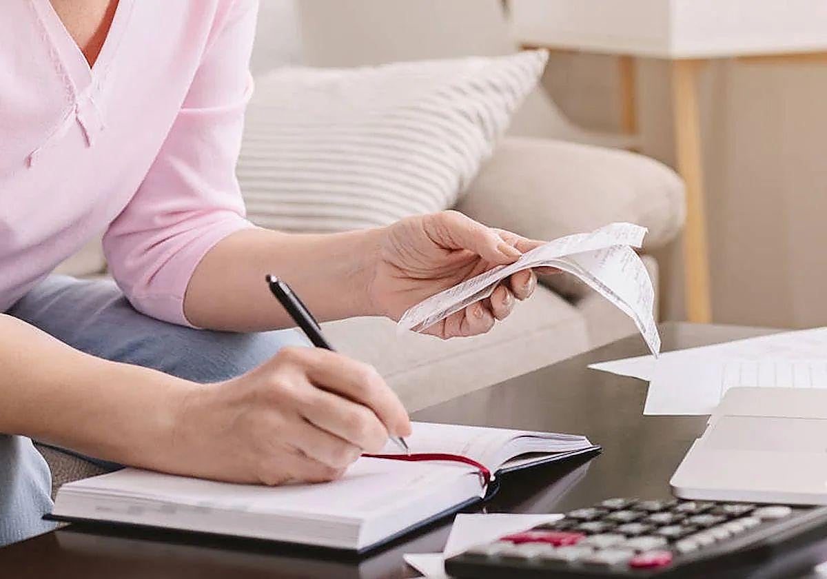 ¿Cuándo prescribe una deuda en España?.