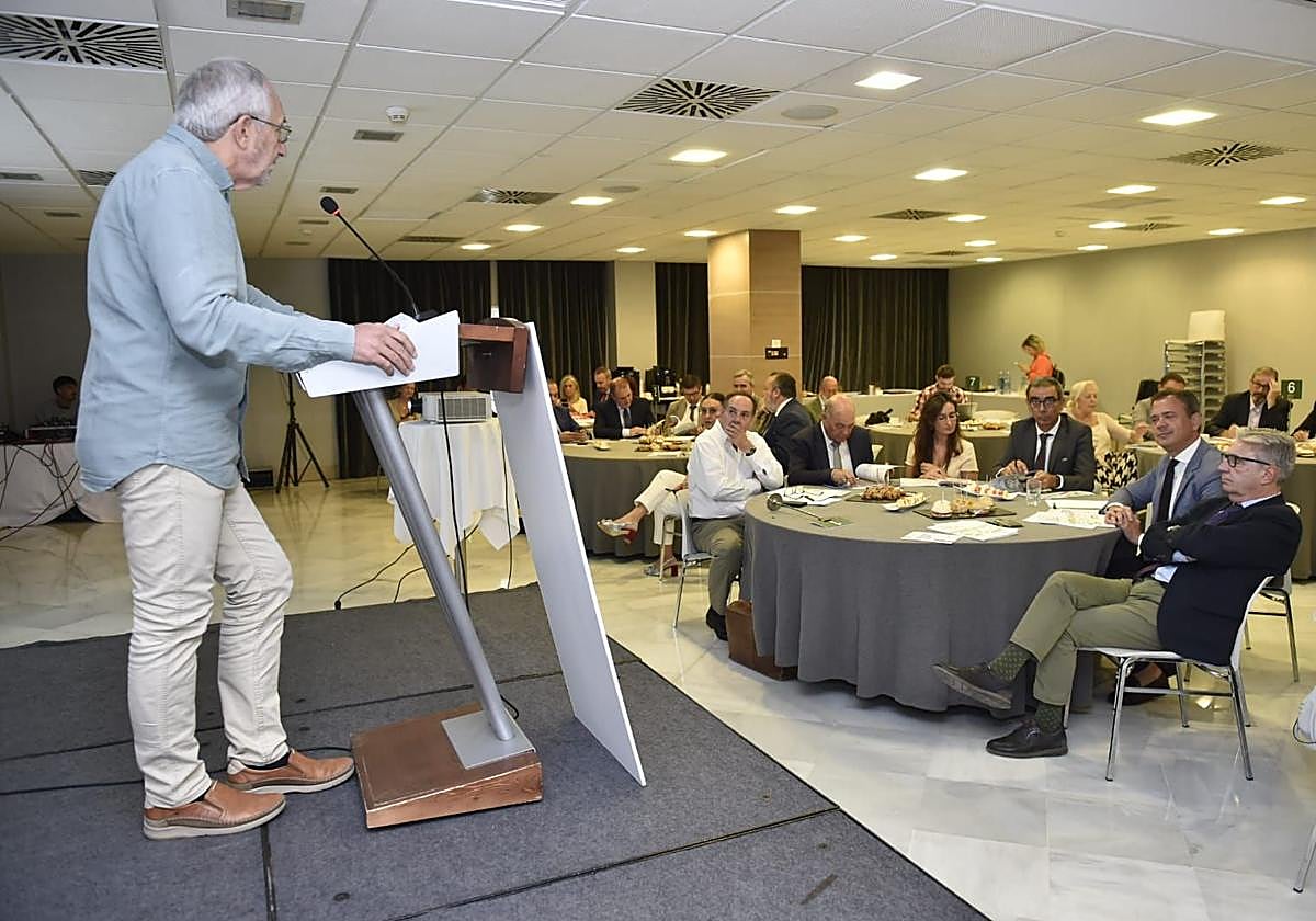 Un momento de la presentación de los resultados de la encuesta.