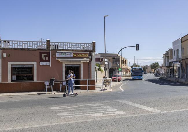 Antigua carretera de Murcia, a su paso por la diputación de Santa Ana.