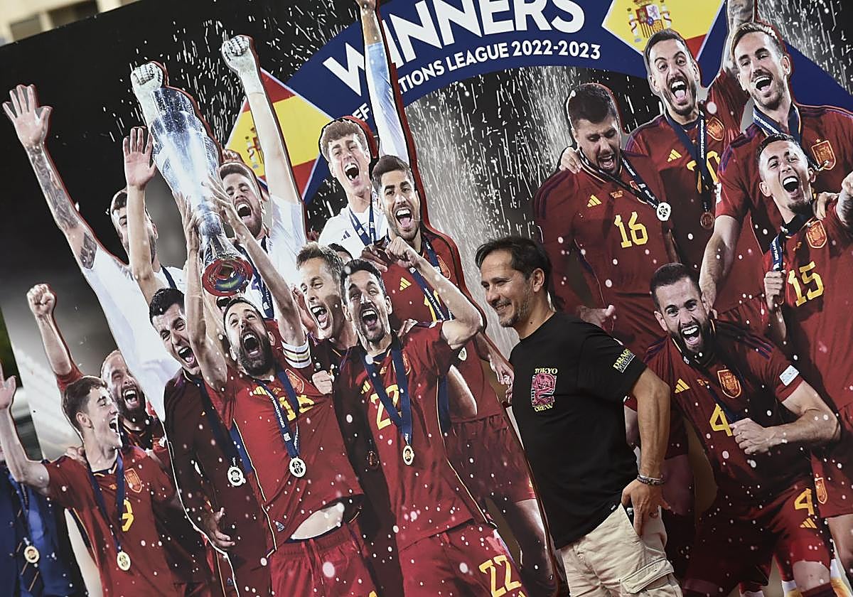 Una &#039;fan zone&#039; en Murcia hasta las 19 horas y un partido de leyendas