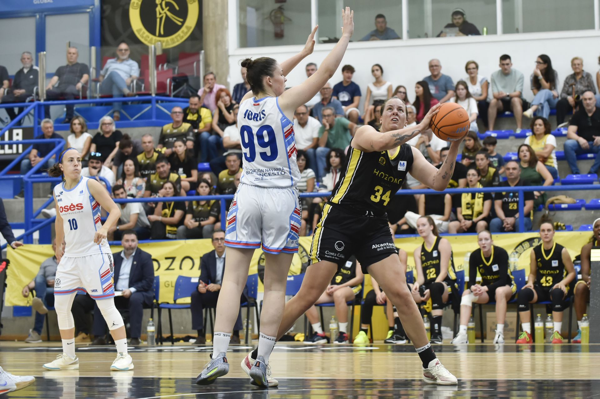 El Hozono Jairis pasa por encima del Ardoi (79-45)