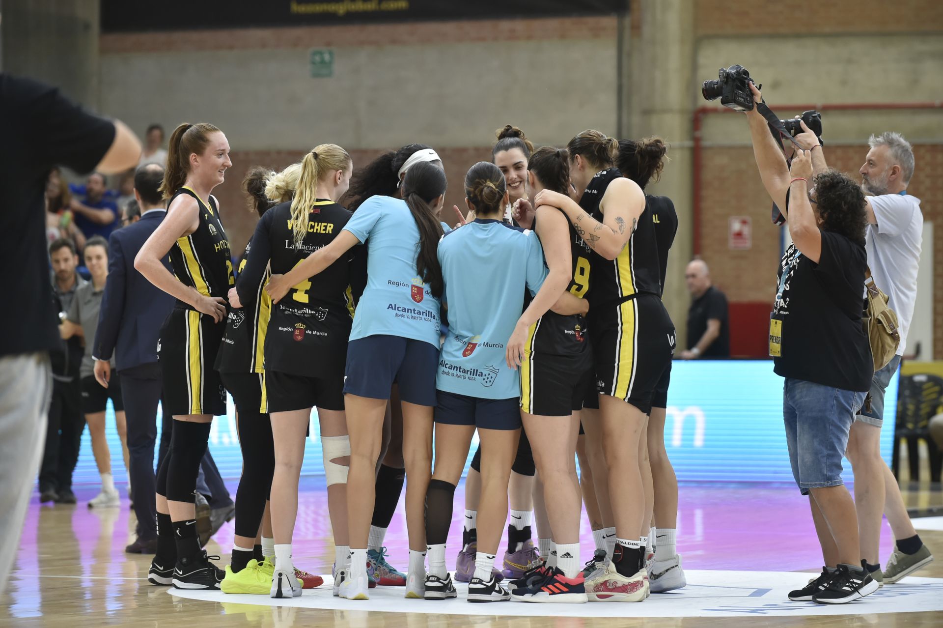 El Hozono Jairis pasa por encima del Ardoi (79-45)