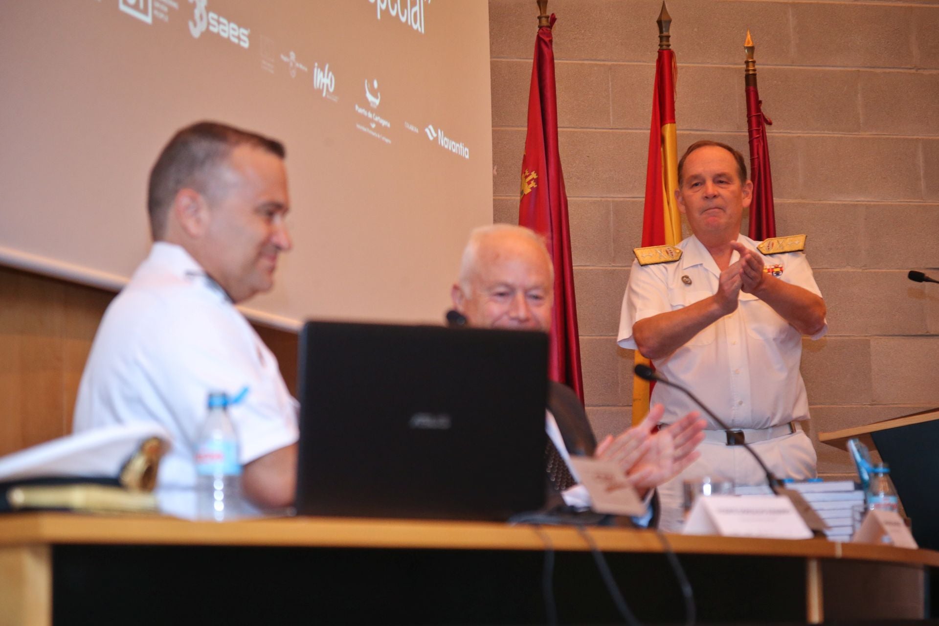 Acto de presentación del libro &#039;Boinas Verdes de la Armada&#039;, en imágenes