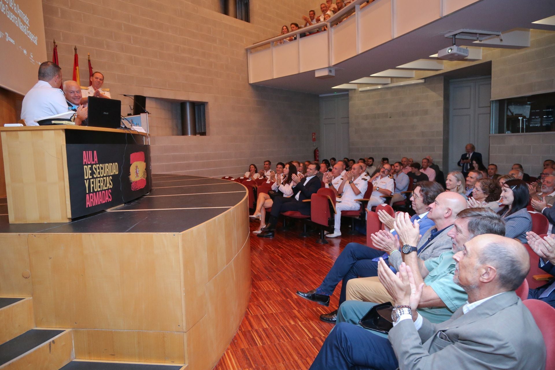 Acto de presentación del libro &#039;Boinas Verdes de la Armada&#039;, en imágenes