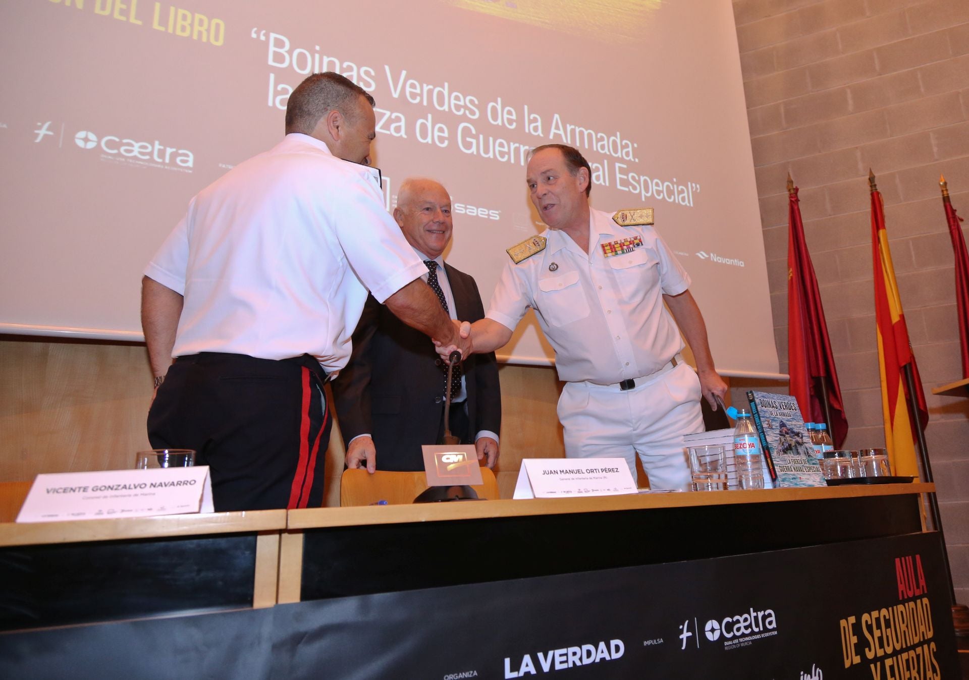 Acto de presentación del libro &#039;Boinas Verdes de la Armada&#039;, en imágenes
