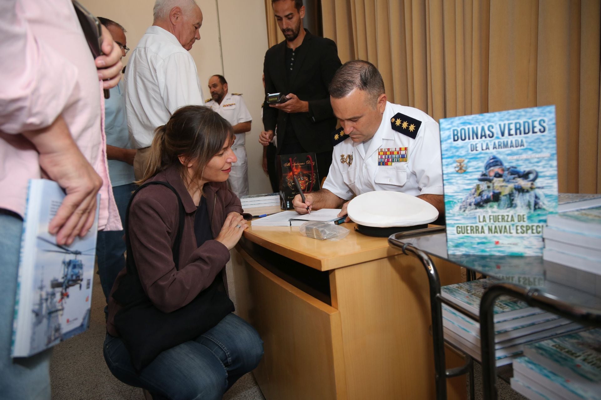 Acto de presentación del libro &#039;Boinas Verdes de la Armada&#039;, en imágenes