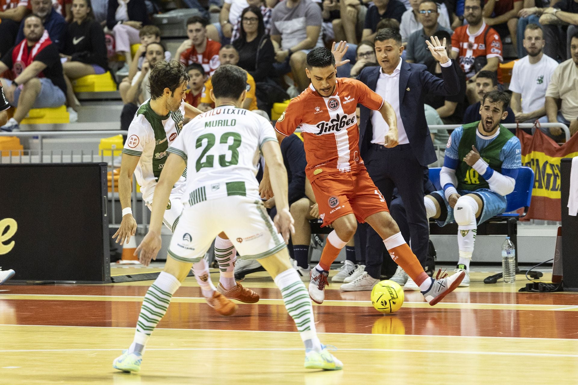 Las imágenes del Jimbee-Córdoba (4-0)