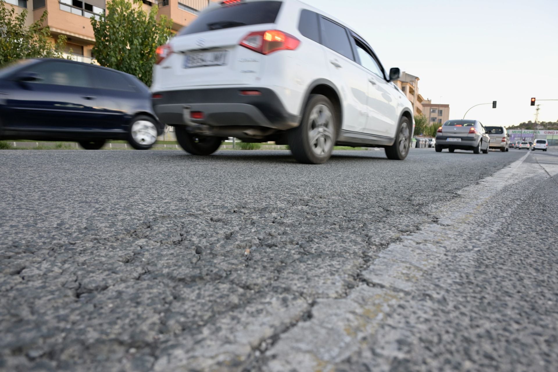 Las imágenes de los baches en la avenida Alejandro Valverde de Murcia