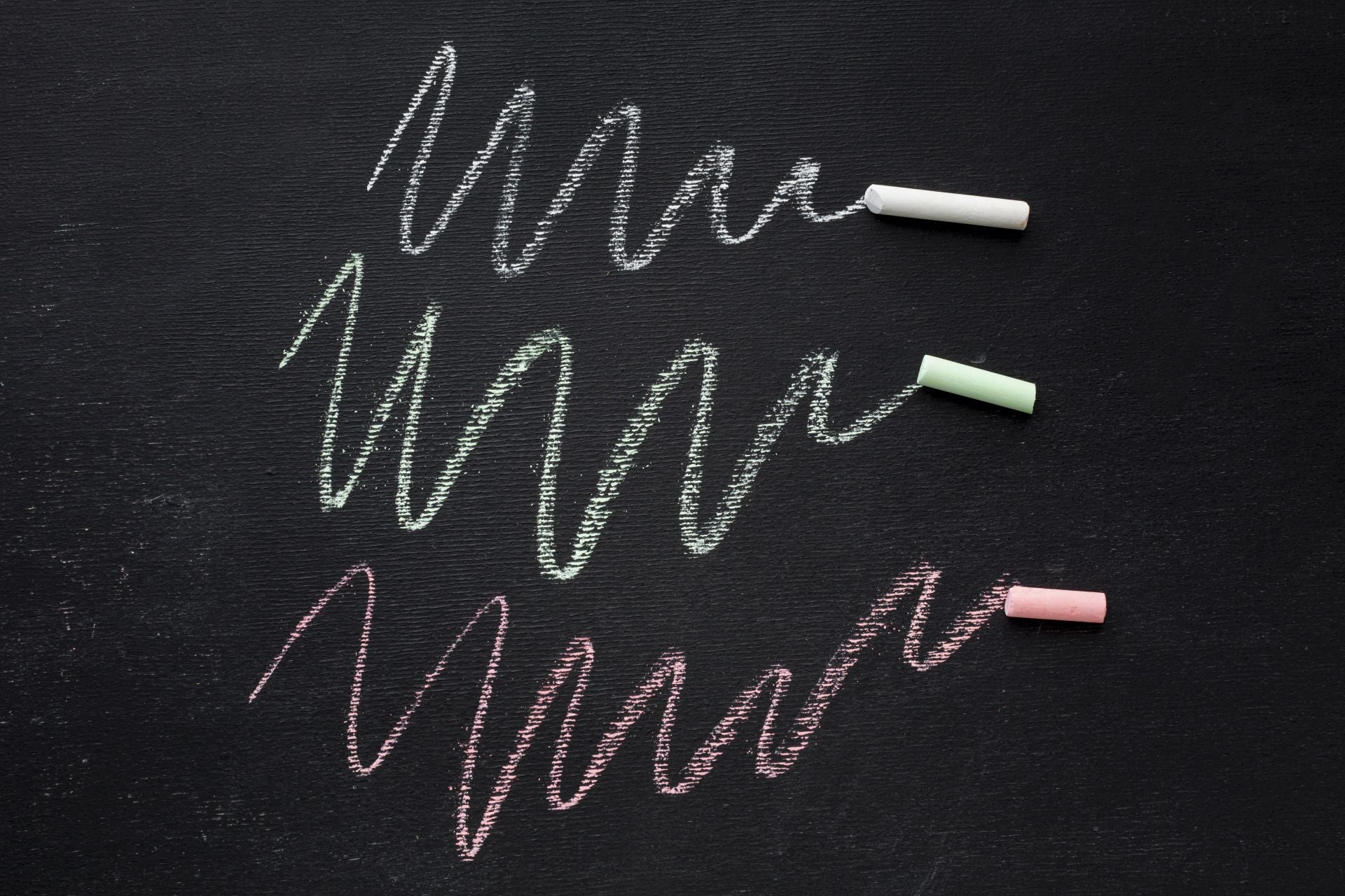 El truco para deshacerte de las manchas de grasa en tu ropa: solo necesitarás una tiza.