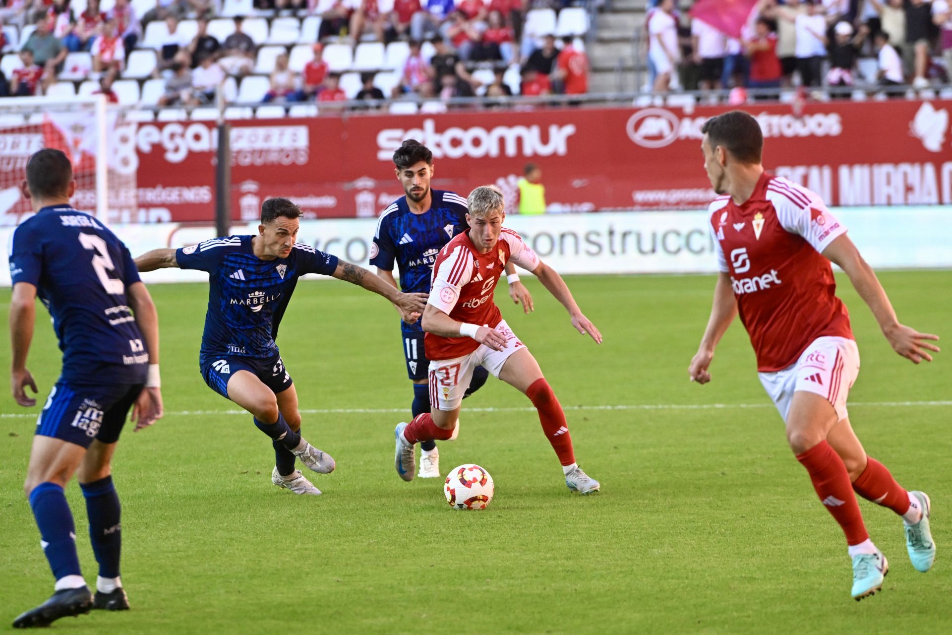 El empate del Real Murcia frente al Marbella FC, en imágenes