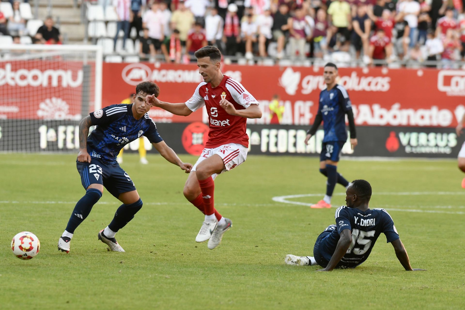 El empate del Real Murcia frente al Marbella FC, en imágenes