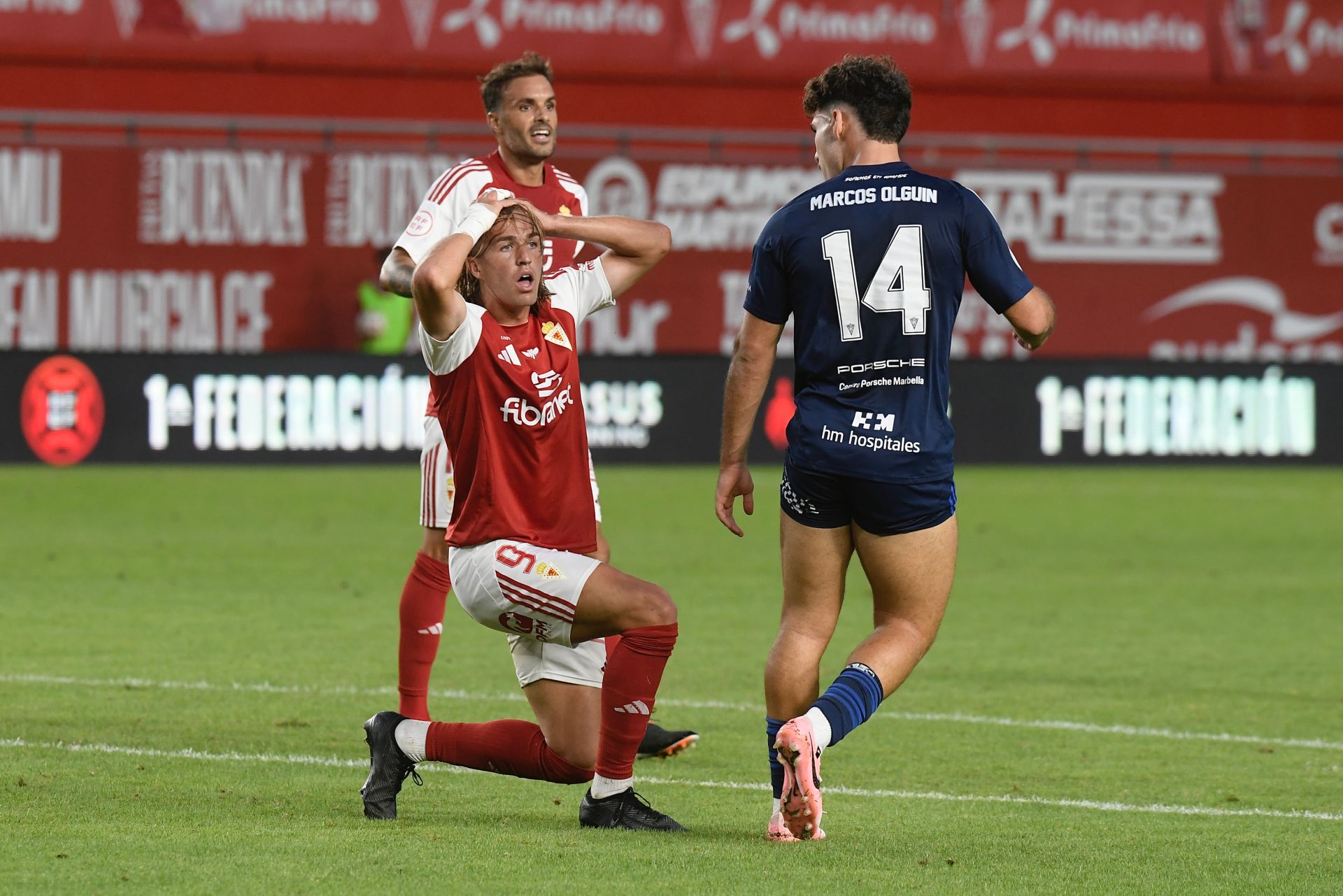 El empate del Real Murcia frente al Marbella FC, en imágenes