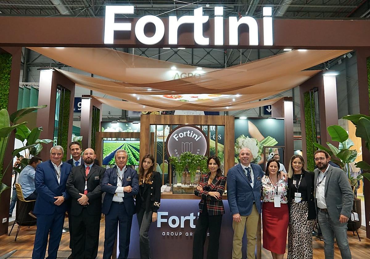 El equipo de Fortini, en su estand en la Feria Fruit Attraction.