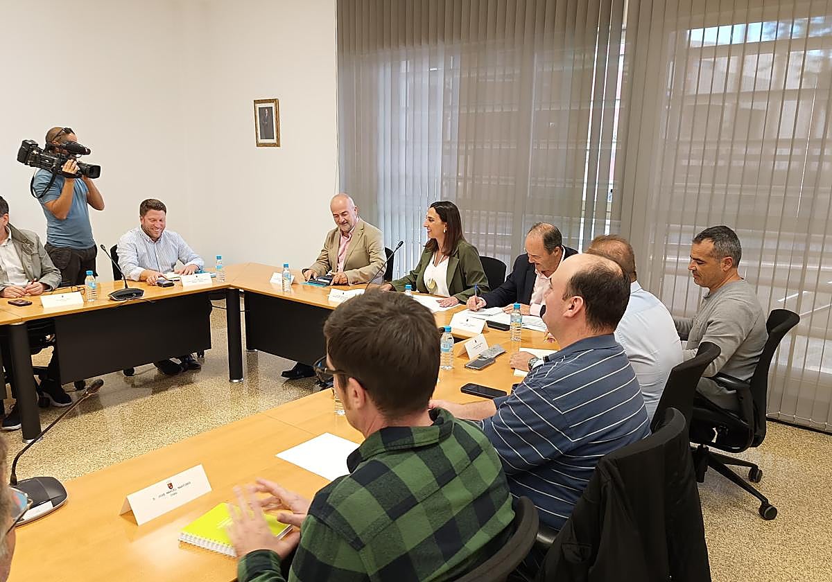 La Mesa del Cítrico se ha reunido este miércoles en la Consejería de Agricultura.