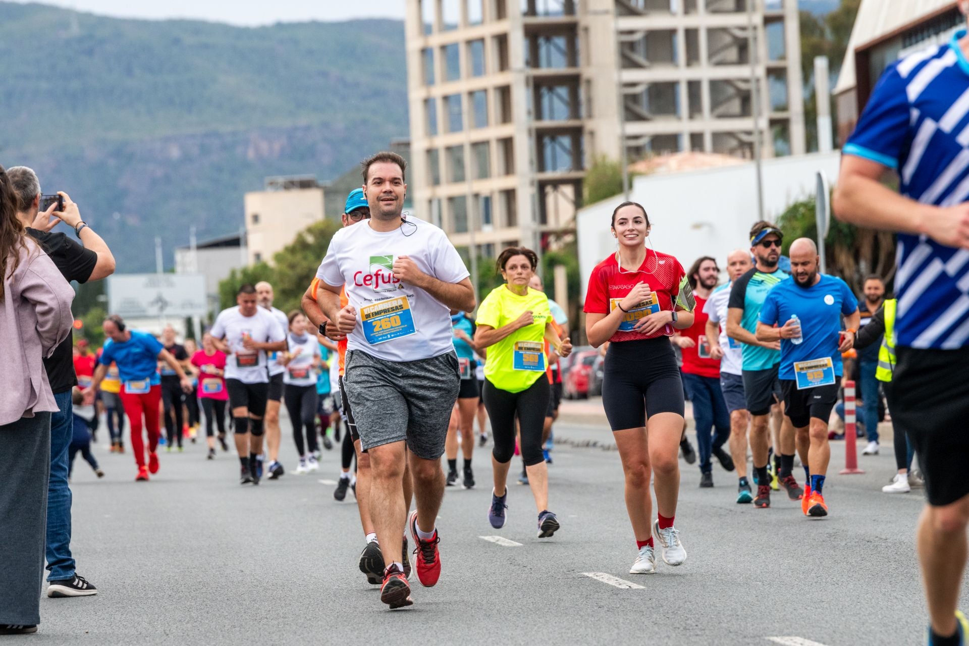 La VI Carrera de Empresas de Murcia, en imágenes