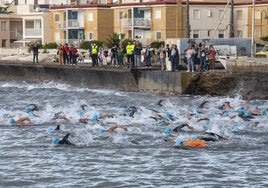 Salida de la carrera desde el puerto de Cabo de Palos.