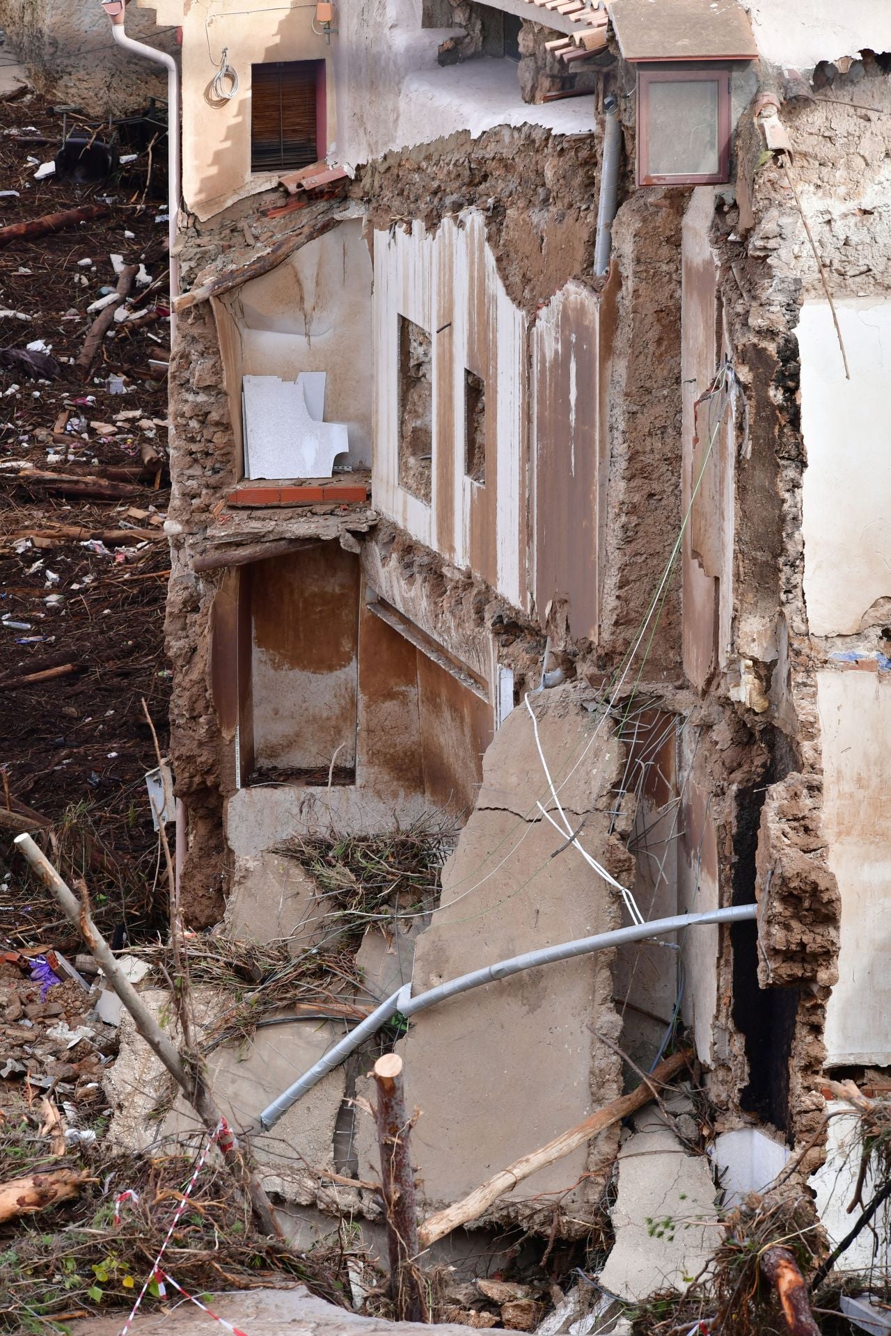 Los estragos por las inundaciones en Letur, en imágenes