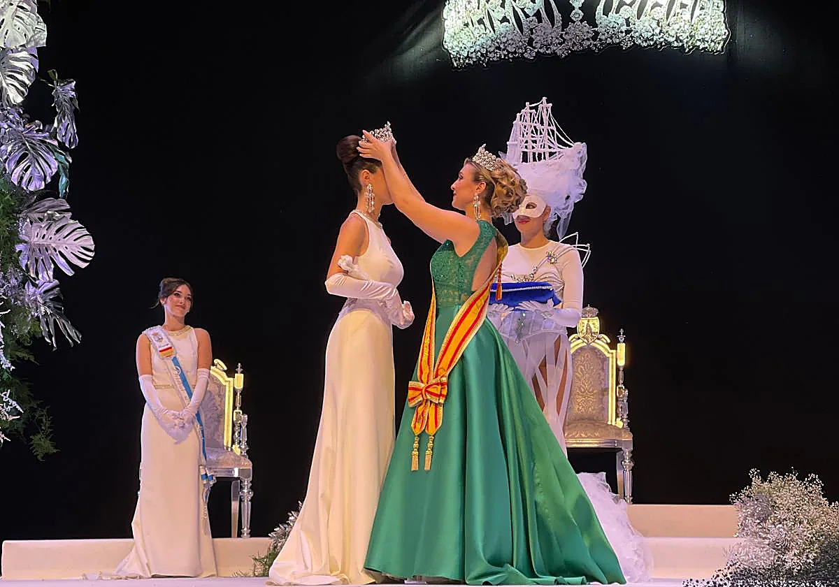 Coronación, el año pasado, de la actual Reina de la Sal, Mireya Hernández.