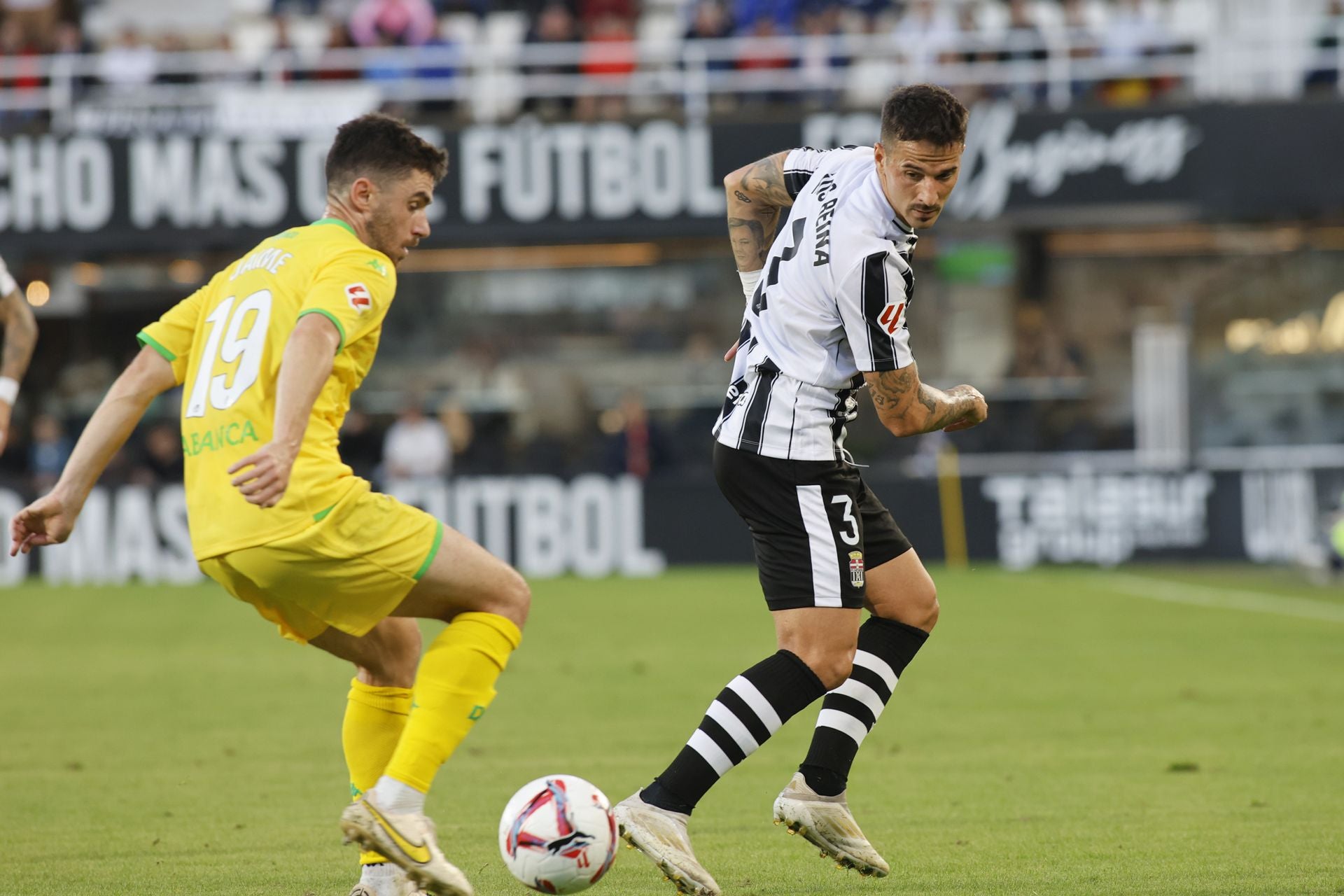 La derrota del Cartagena frente al Deportivo, en imágenes