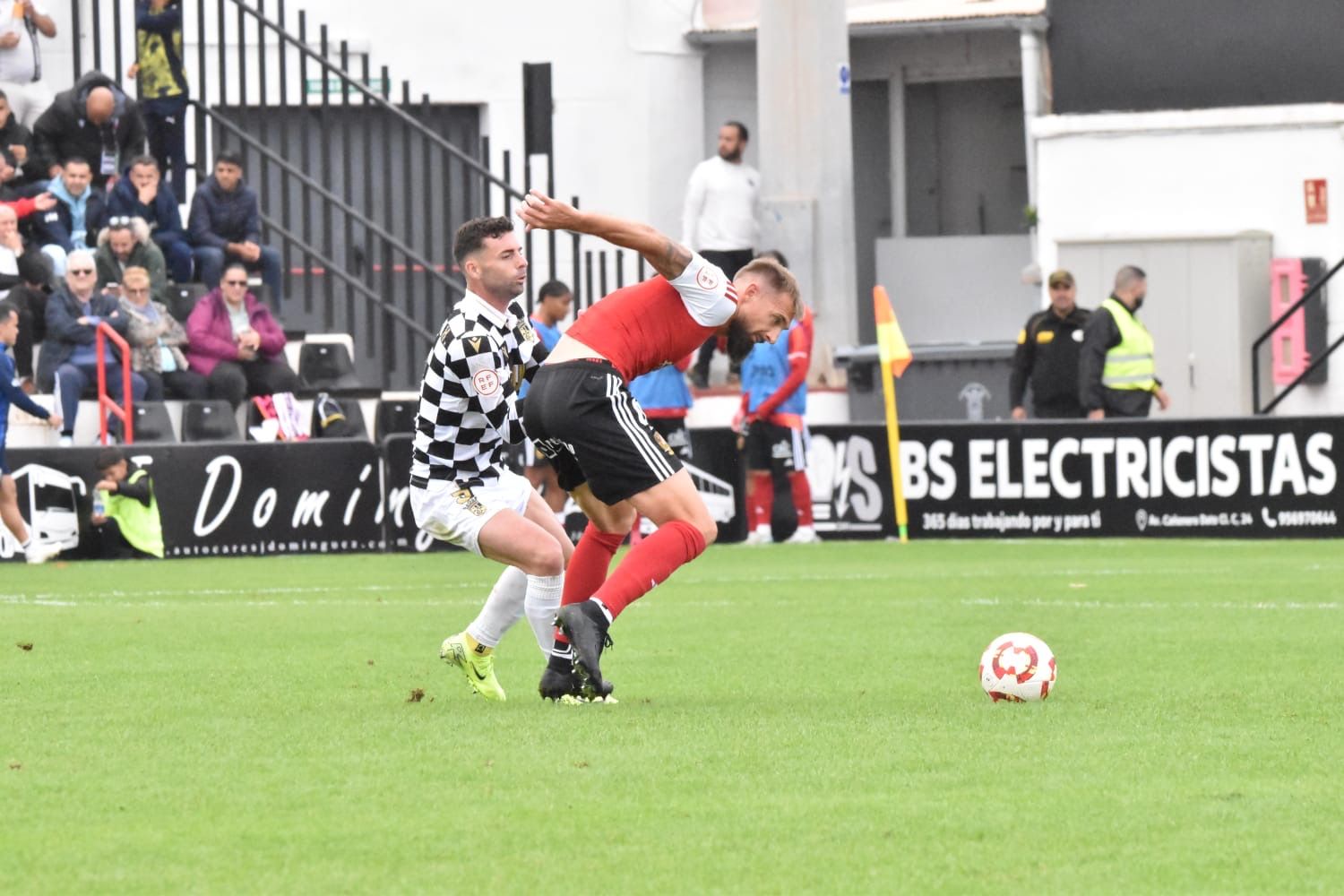 La derrota del Real Murcia frente al Ceuta, en imágenes