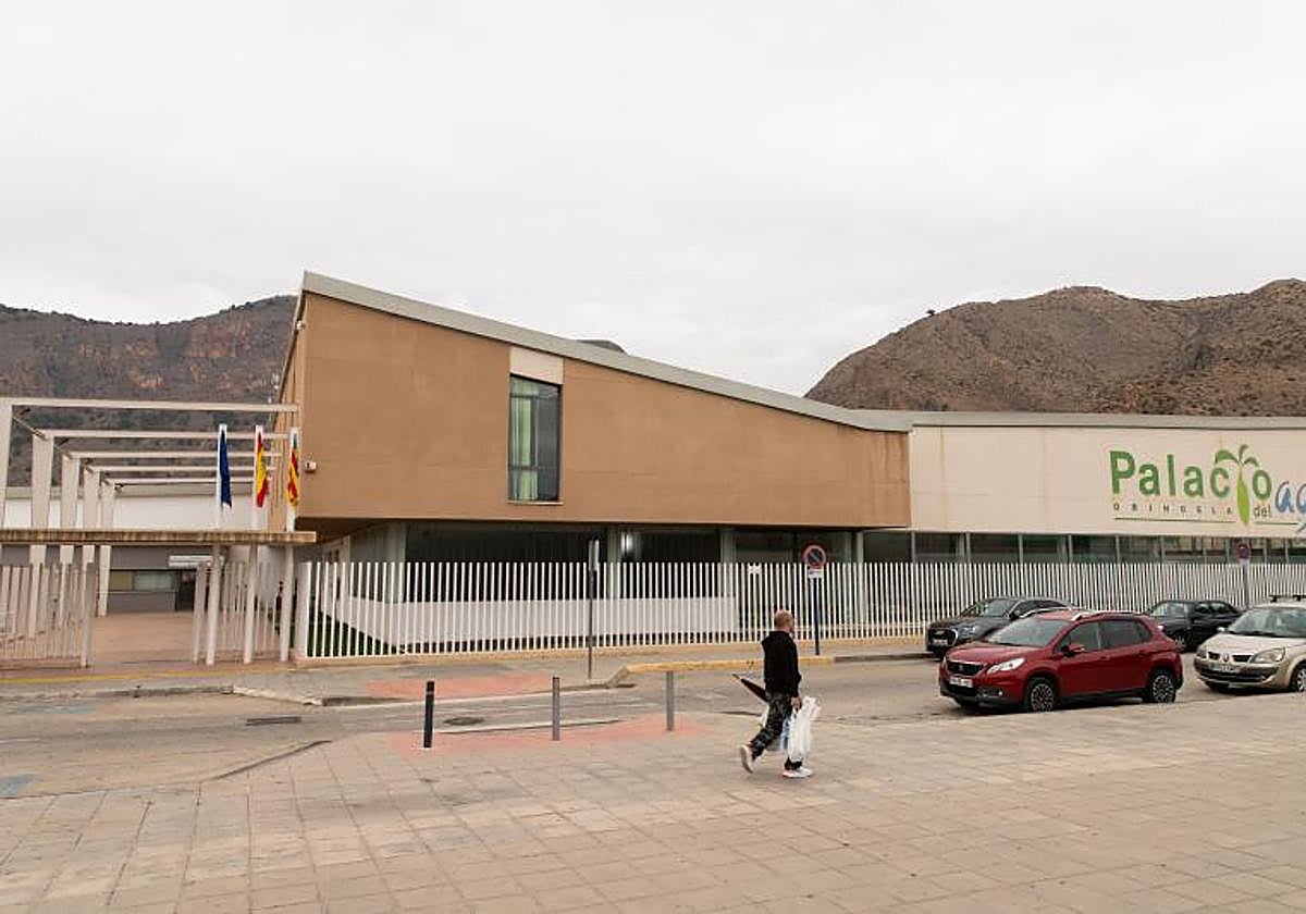 Acceso principal a las instalaciones del Palacio del Agua, en una imagen de archivo.