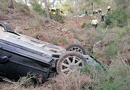 Servicios de emergencias acuden a rescatar al hombre.