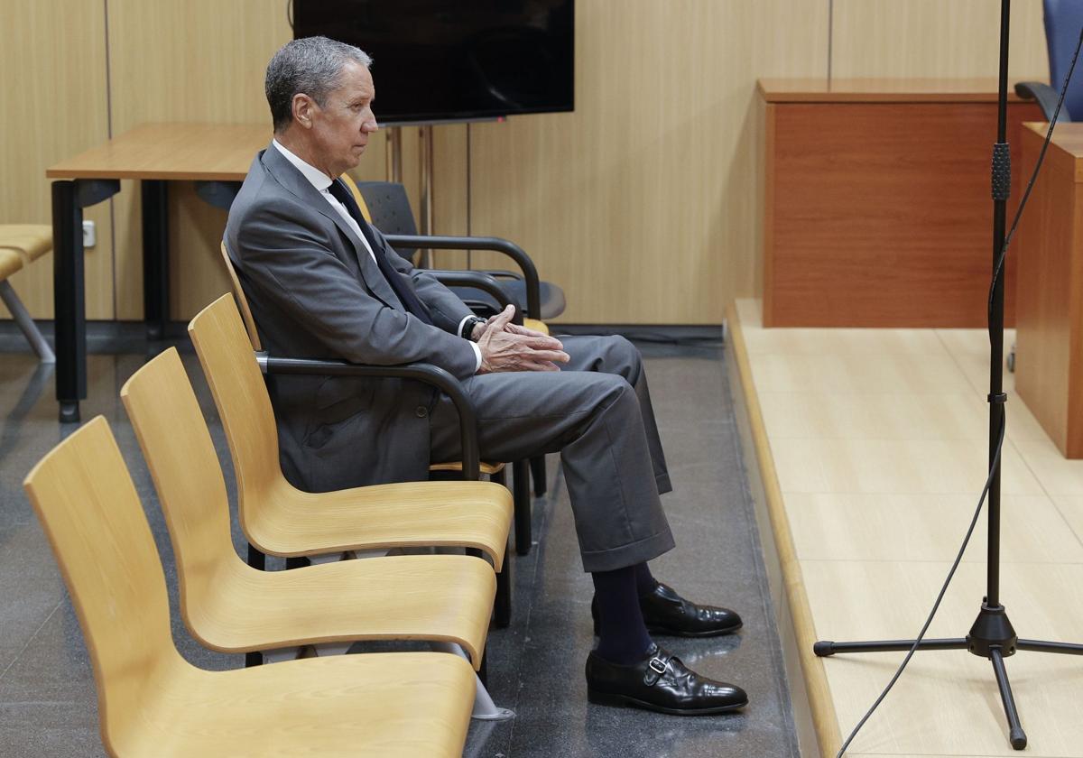 La Audiencia Provincial de Valencia mantiene en libertad a Zaplana al no apreciar riesgo de fuga
