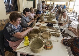 Taller de esparto en el Museo Etnográfico de Los Puertos de Santa Bárbara, en imagen de archivo.